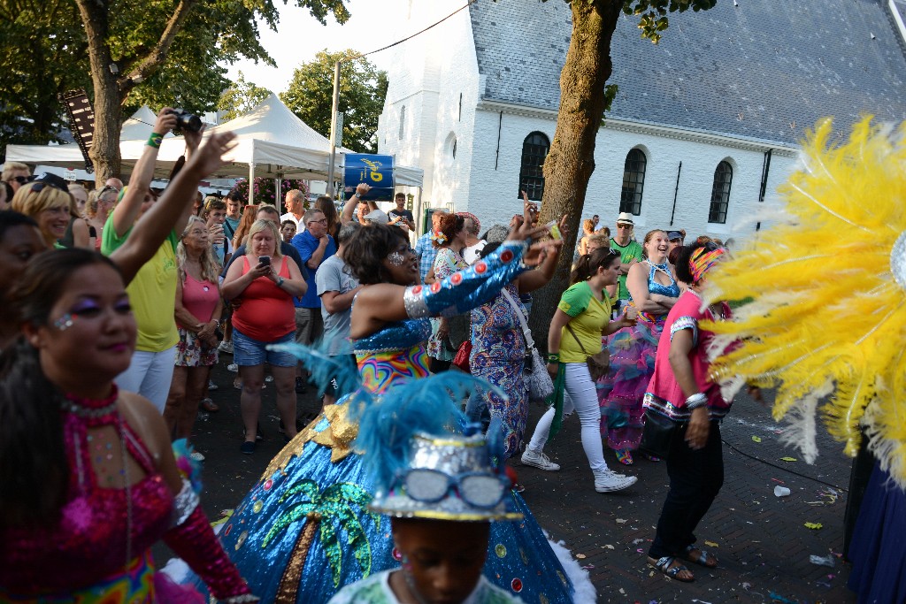 ../Images/Zomercarnaval Noordwijkerhout 2016 399.jpg